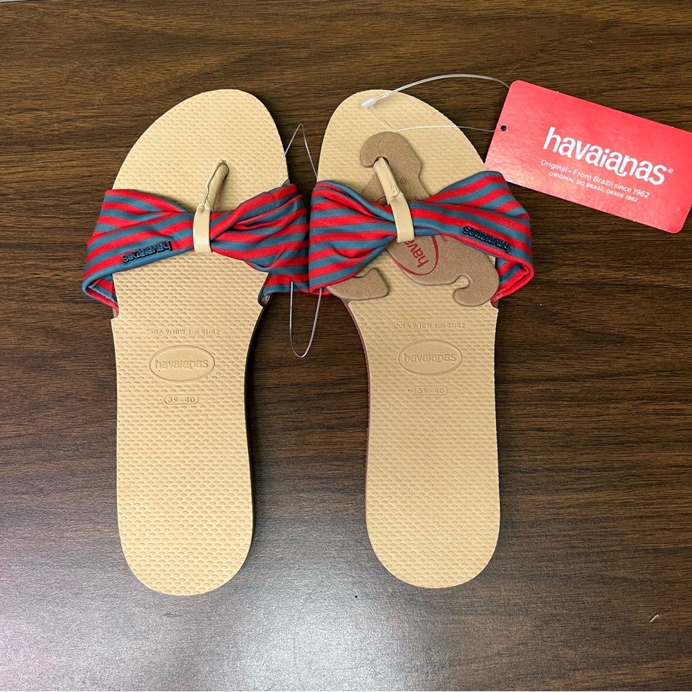 Havaianas Women's Striped Red and Tan Sandals